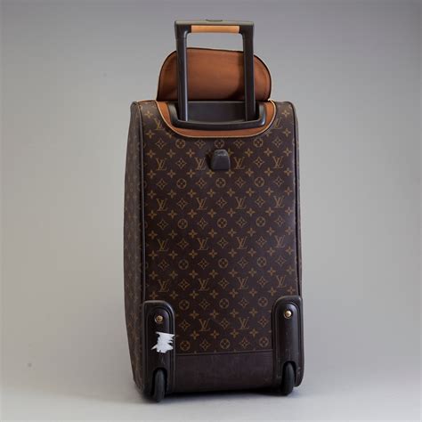 louis vuitton luggage carry on size|louis vuitton 55 carry on.